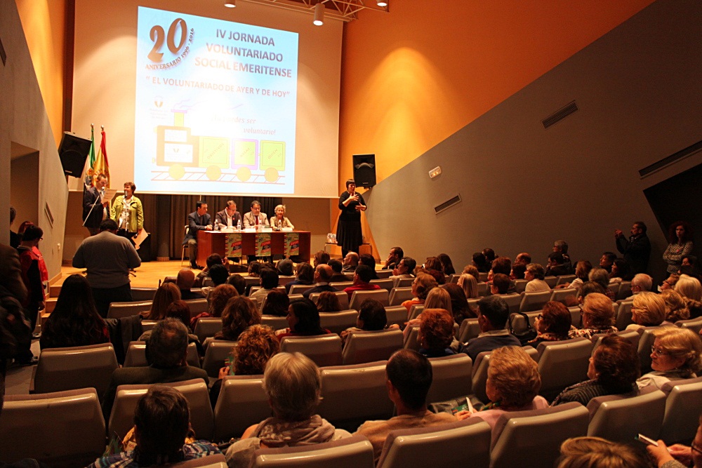 El Voluntariado de Mérida celebra sus 20 años con un homenaje a sus integrantes