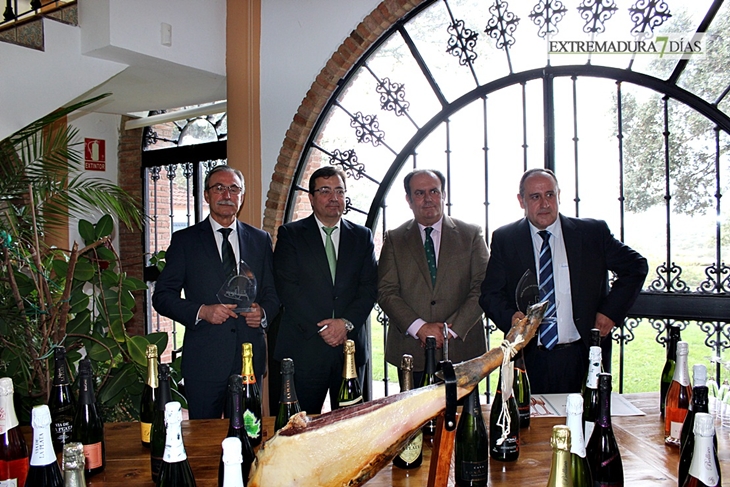 Los Premios Espiga eligen los mejores jamones y cavas extremeños