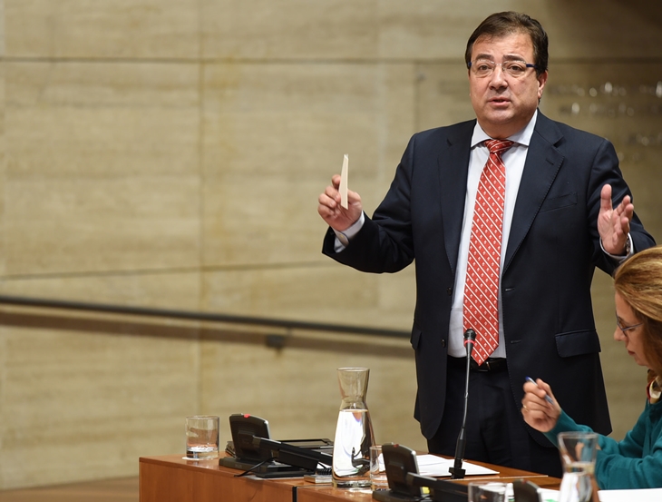Vara: &quot;Mi intención es que la mina de Aguablanca siga viva&quot;