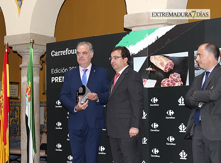Carrefour continúa apostando por los productos extremeños