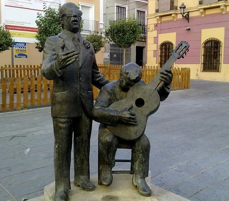 PSOE critica que Diputación saque de Badajoz el Festival del Porrina