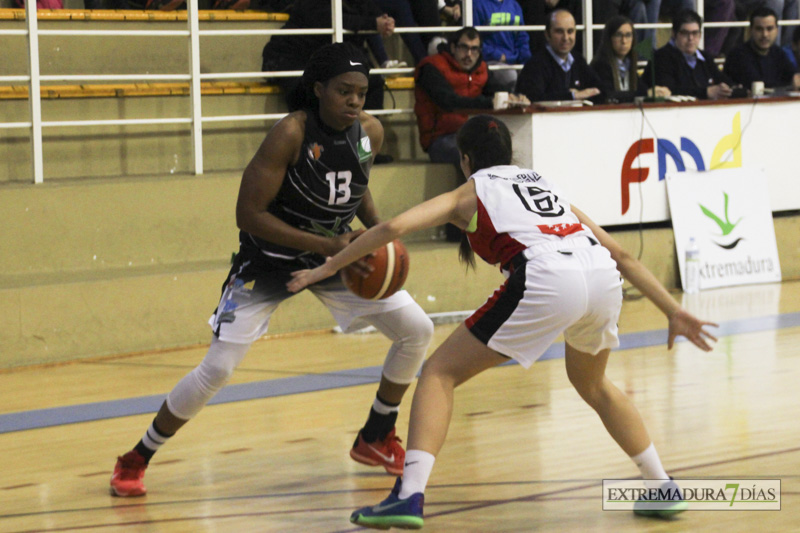 Imágenes del Baloncesto Batalyaws 63 - 59 Rivas Ecópolis