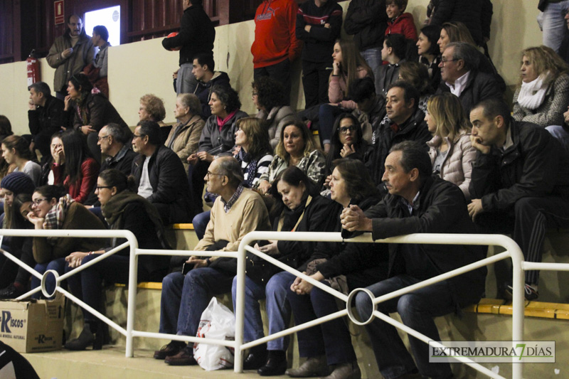 Imágenes del Baloncesto Batalyaws 63 - 59 Rivas Ecópolis