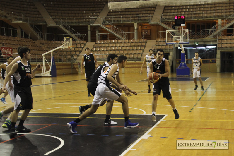 Imágenes del BCB 88 - 71 FM Mérida