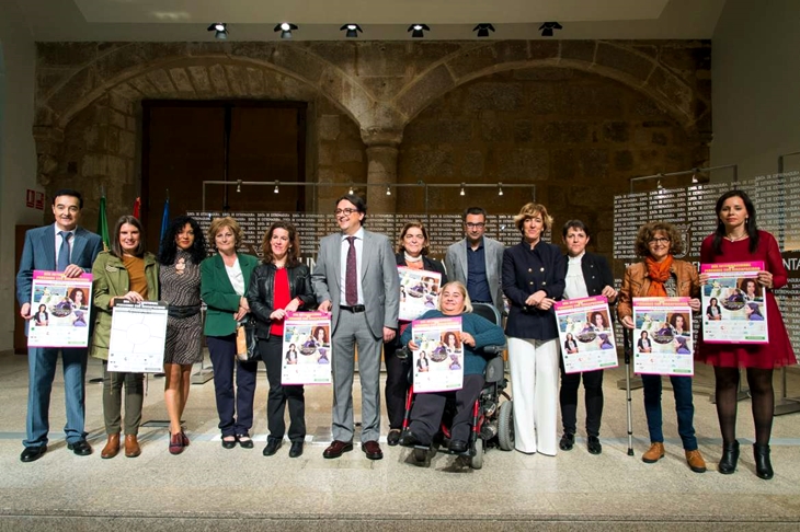 Cinco mujeres protagonizan el cartel del Día de las Personas con Discapacidad