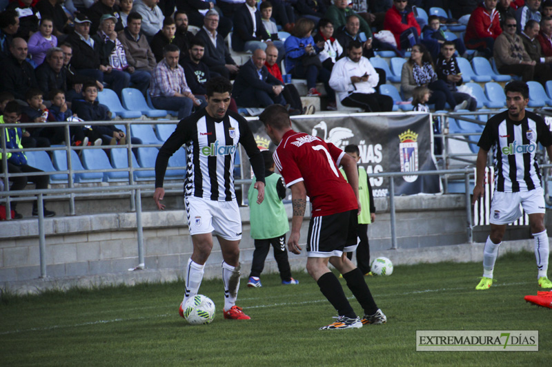 Imágenes del CD Badajoz 3 - 0 UD Montijo