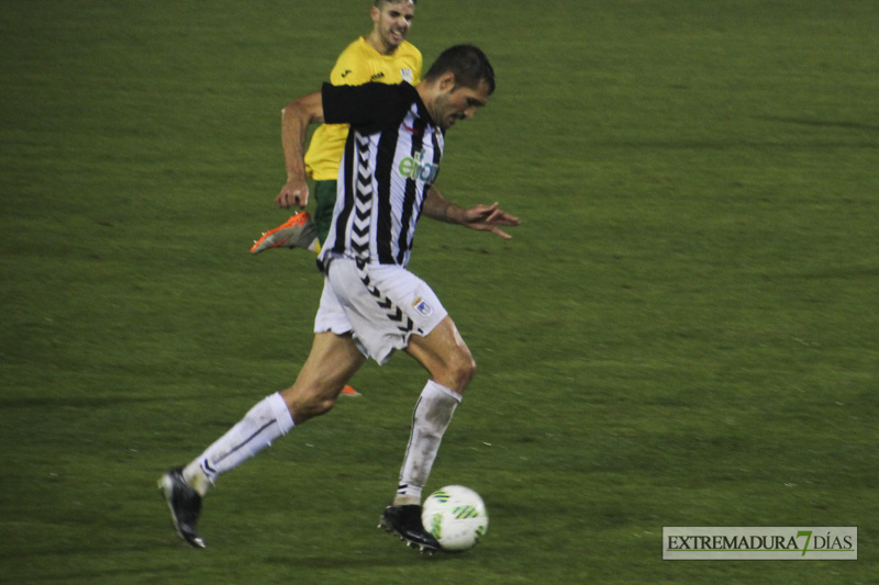 Imágenes del CD Badajoz 3 - 0 Olivenza