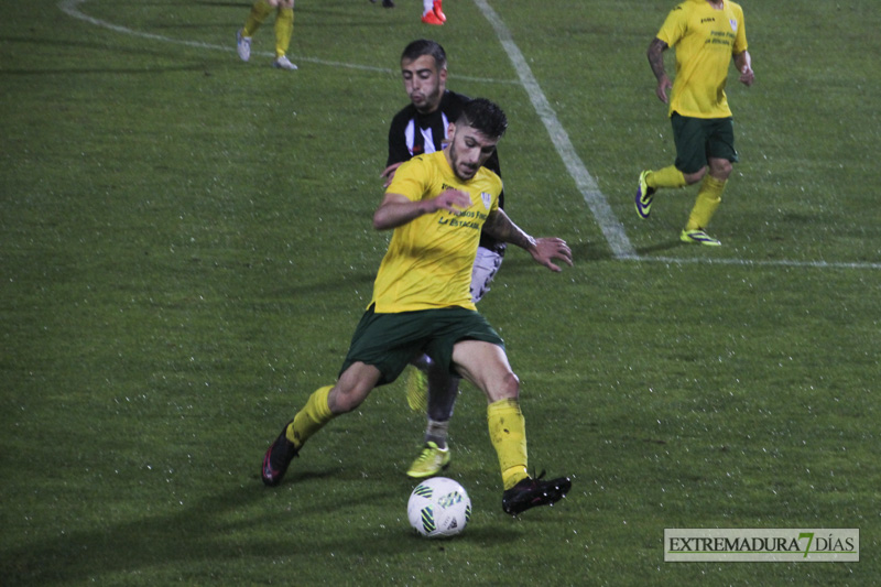 Imágenes del CD Badajoz 3 - 0 Olivenza