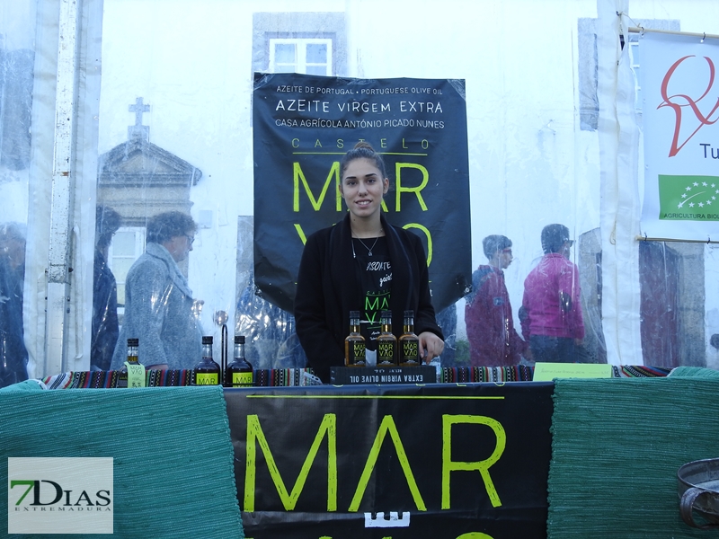 Ambiente en la XXXIII edición de la Feria de la Castaña de Marvao