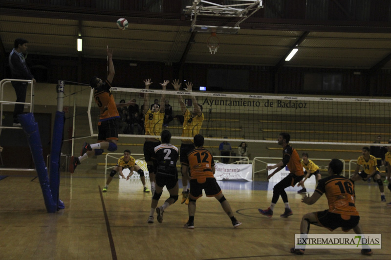 Imágenes del Pacense Voleibol - CyL Palencia