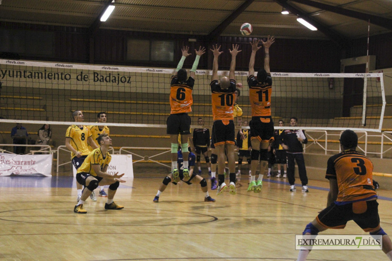 Imágenes del Pacense Voleibol - CyL Palencia