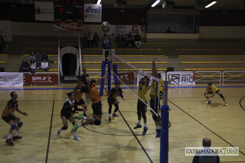 Imágenes del Pacense Voleibol - CyL Palencia