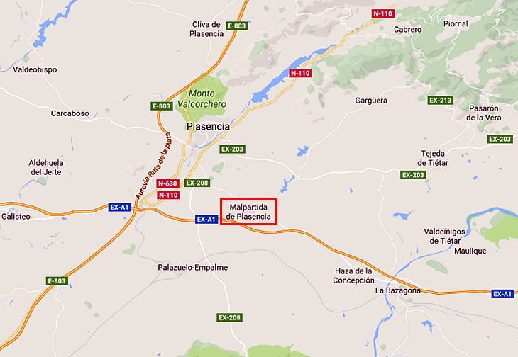 Dos jóvenes heridos en una salida de vía en Malpartida de Plasencia