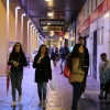 A pesar de la lluvia Badajoz sale a la calle para vivir el Black Friday