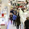 A pesar de la lluvia Badajoz sale a la calle para vivir el Black Friday