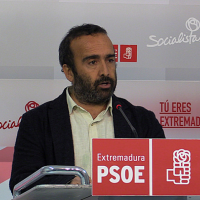 PSOE: “Lo único que hizo el PP por la Plataforma fue poner una piedra”