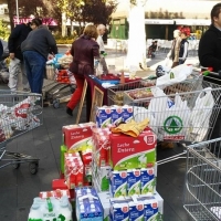 La Vera Cruz recauda 1600 kilos de comida para un comedor de Badajoz