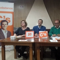 C's Badajoz acerca la política local a sus afiliados y simpatizantes