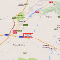 Dos jóvenes heridos en una salida de vía en Malpartida de Plasencia