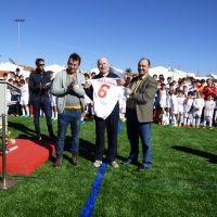 Llerena estrena campo de césped artificial