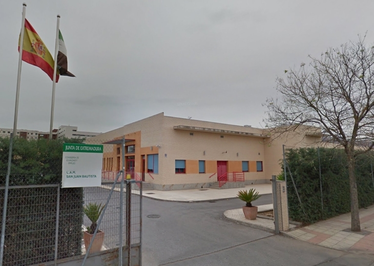 Educadores sociales apoyan a los trabajadores del San Juan Bautista