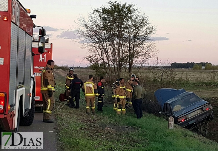 Sale despedido tras una salida de vía en Talavera la Real (Badajoz)