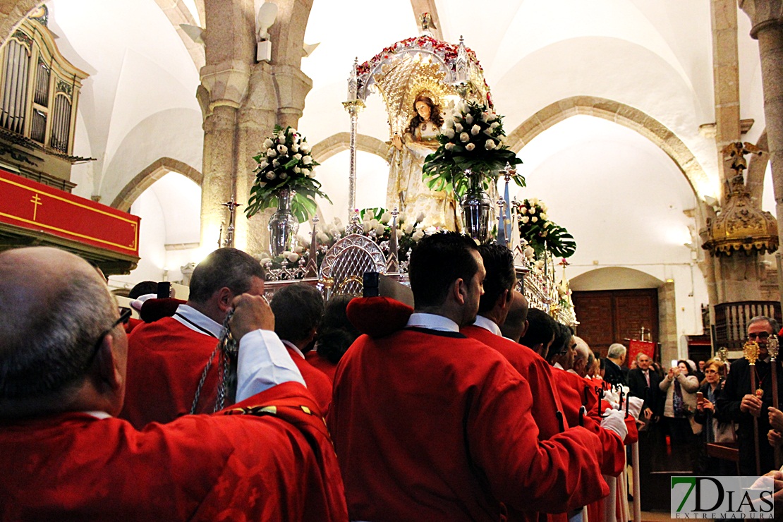 La Mártir Santa Eulalia procesiona por las calles de Mérida