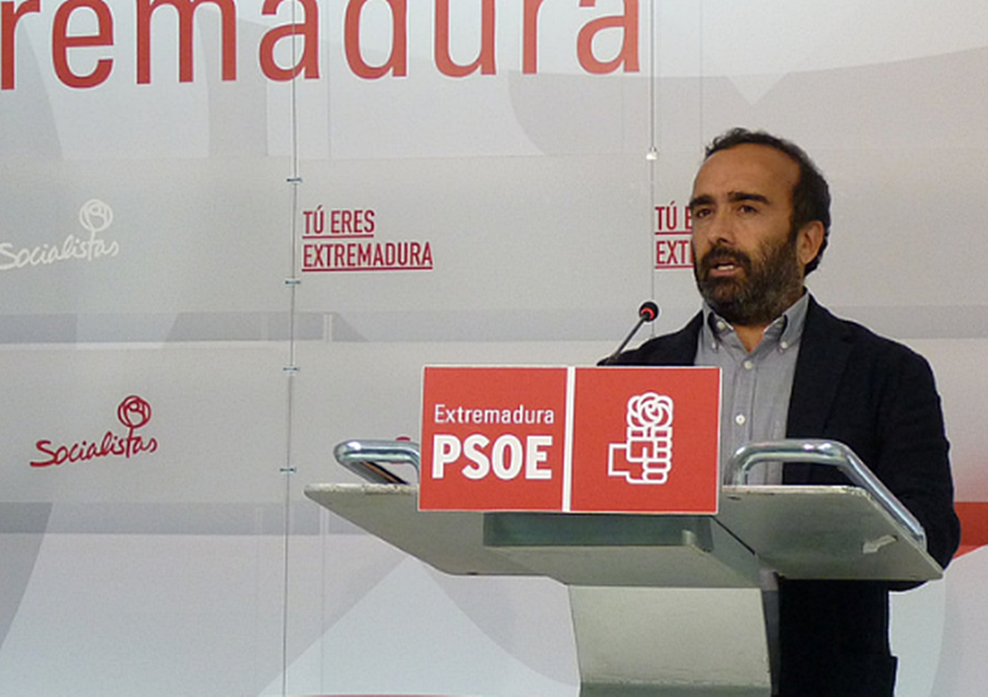PSOE exige la dimisión de los miembros del PP premiados por la Fundación de Franco