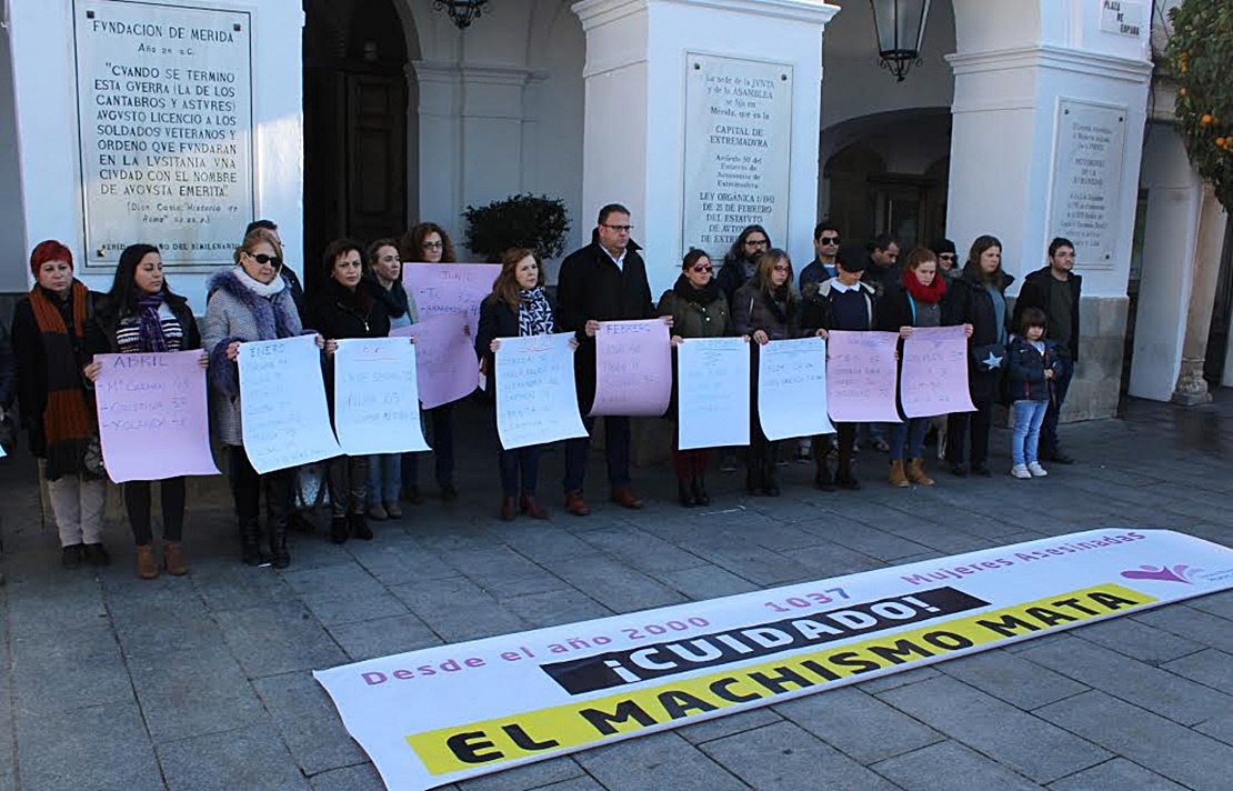 Mérida reclama el fin de la violencia de género