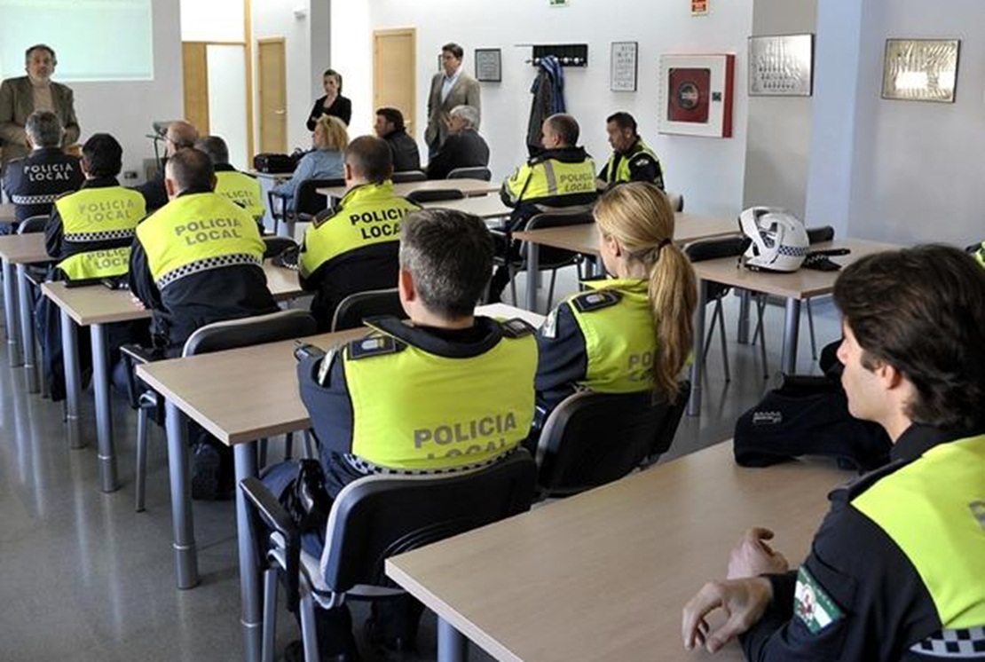 La Policía Local de Mérida contará con nuevos equipos para su red de comunicación