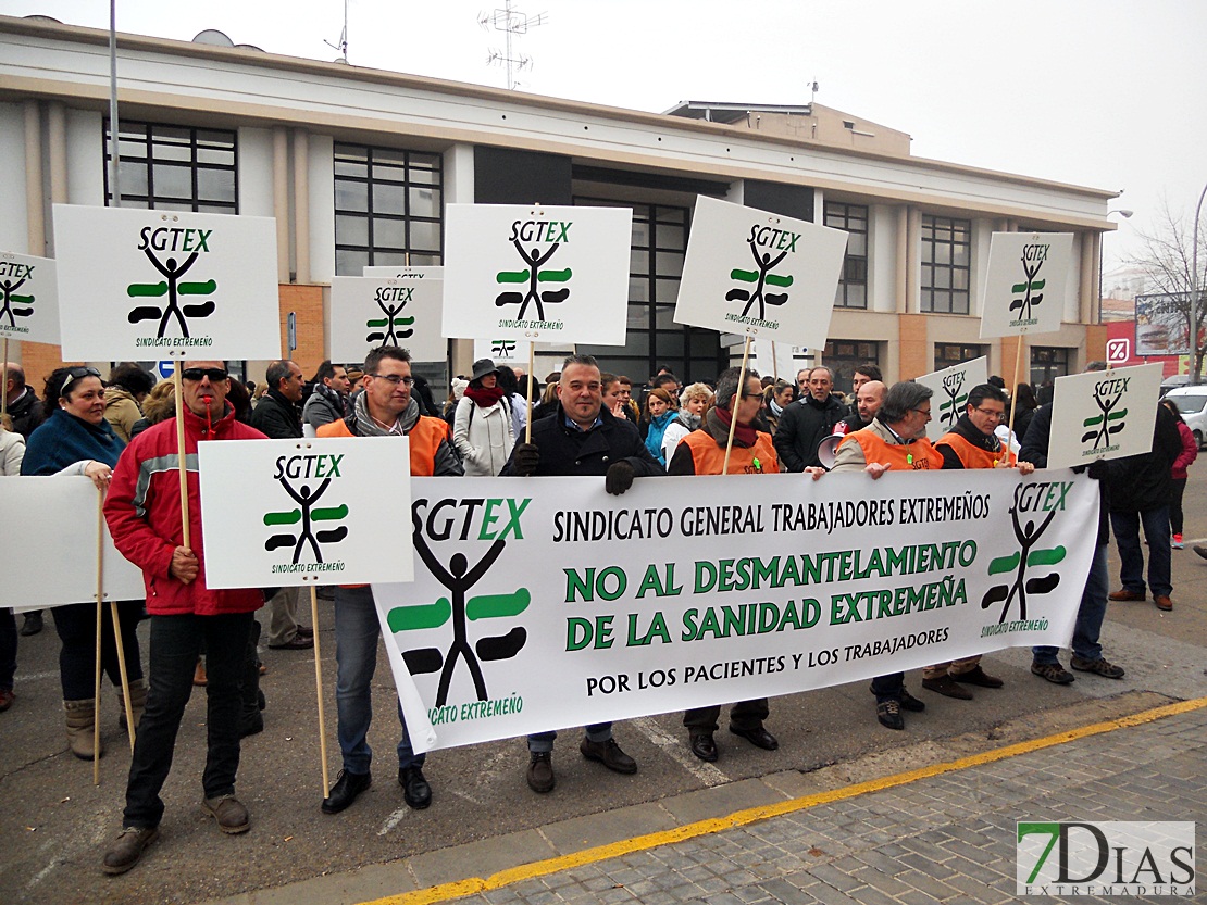 Profesionales del SES se rebelan contra la Junta
