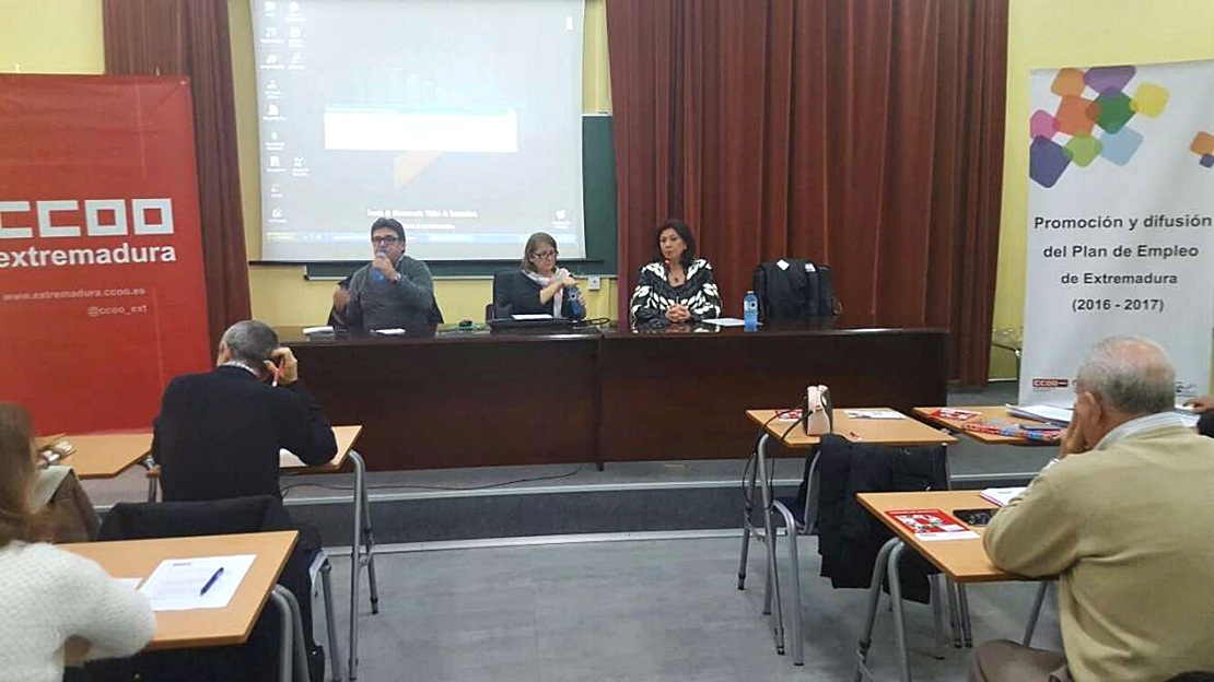 La Junta trabaja en el desarrollo de una Ley de Contratación Autonómica