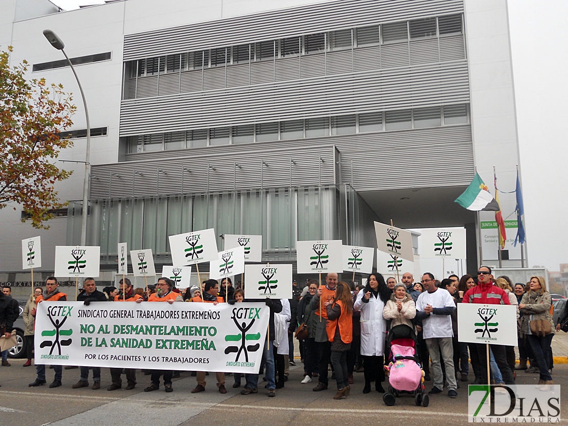 Profesionales del SES se rebelan contra la Junta