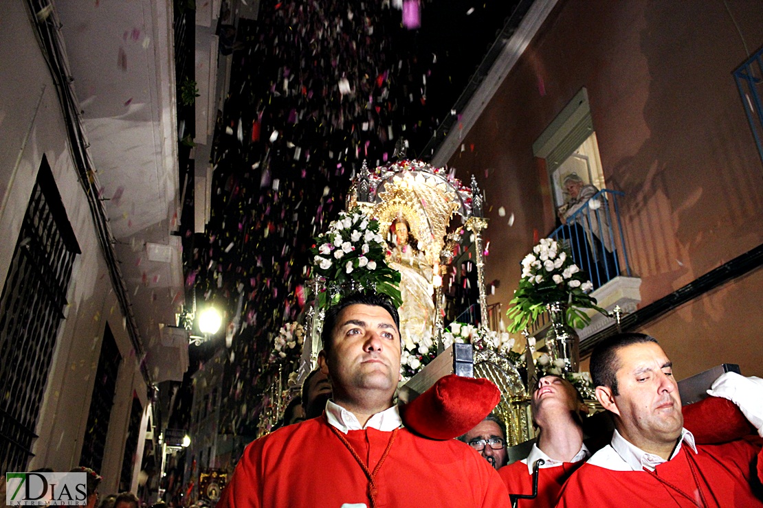 La Mártir Santa Eulalia procesiona por las calles de Mérida