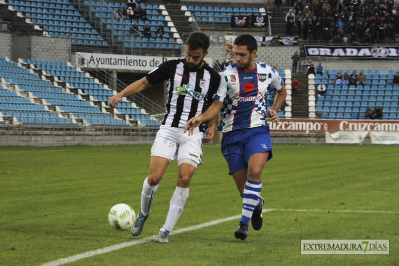 Imágenes del Club Deportivo Badajoz 2 - 0 Arroyo CP