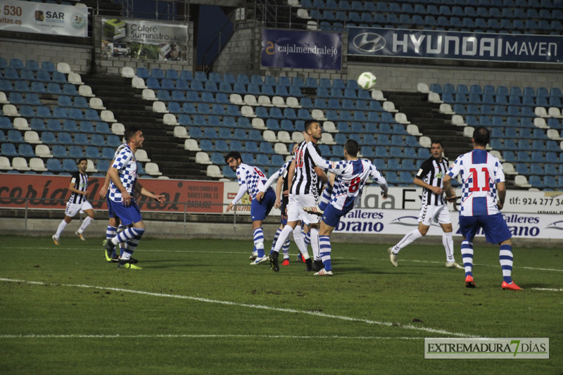 Imágenes del Club Deportivo Badajoz 2 - 0 Arroyo CP