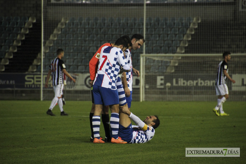 Imágenes del Club Deportivo Badajoz 2 - 0 Arroyo CP