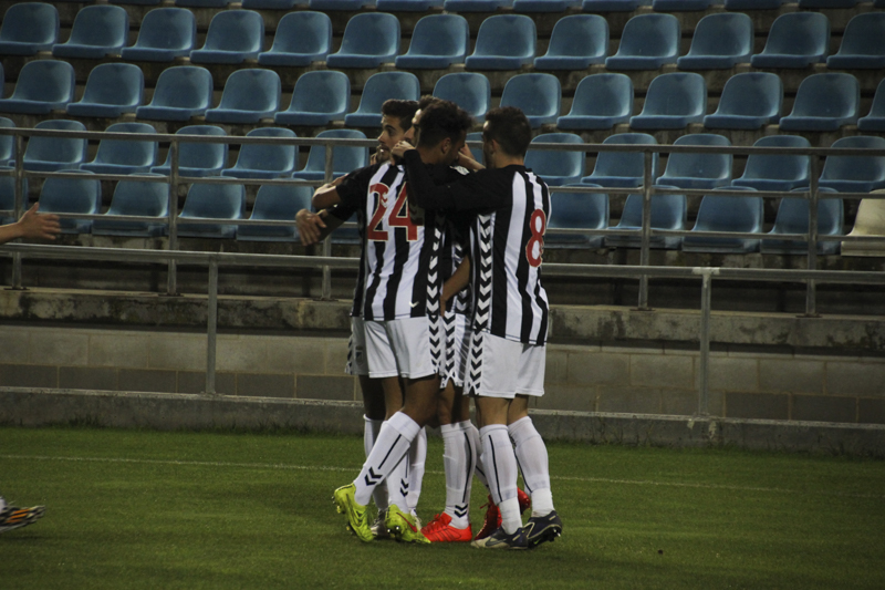 Imágenes del CD Badajoz 4 - 0 At. Mancha Real