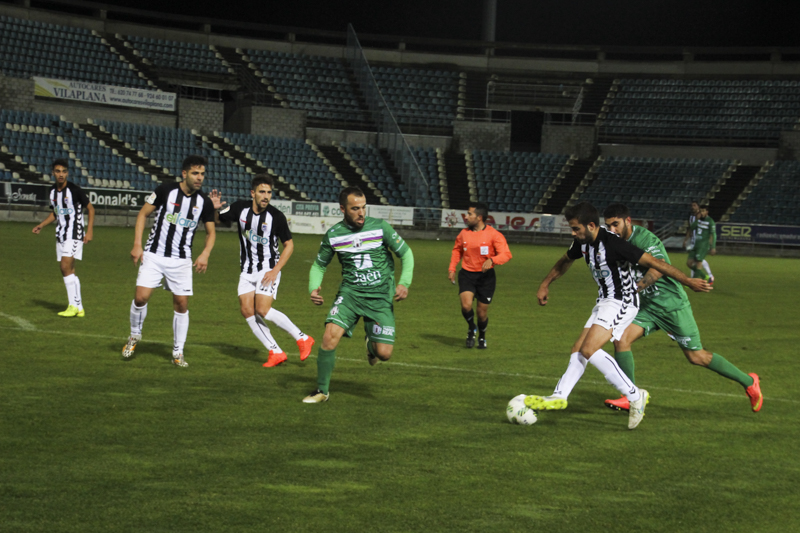 Imágenes del CD Badajoz 4 - 0 At. Mancha Real
