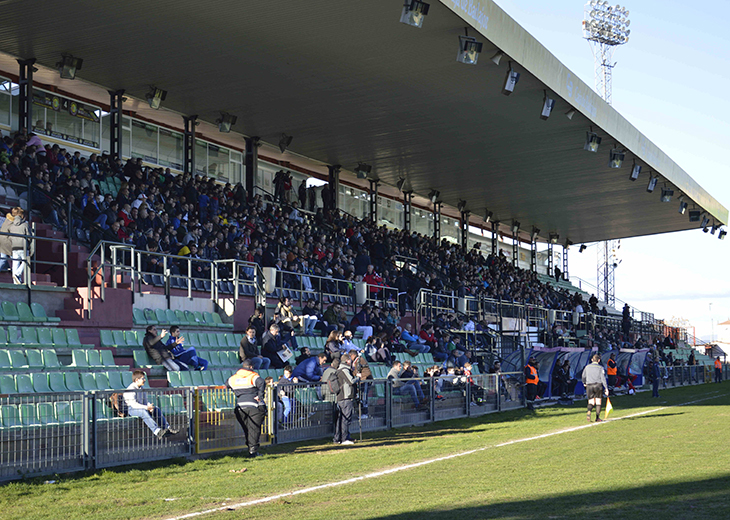 El Mérida lanza sus abonos de segunda vuelta