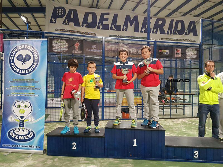 Cáceres abre el Circuito Extremeño de Menores 2017 de pádel