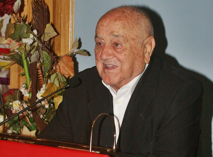 Fallece el emblemático socialista pacense Luis Pla