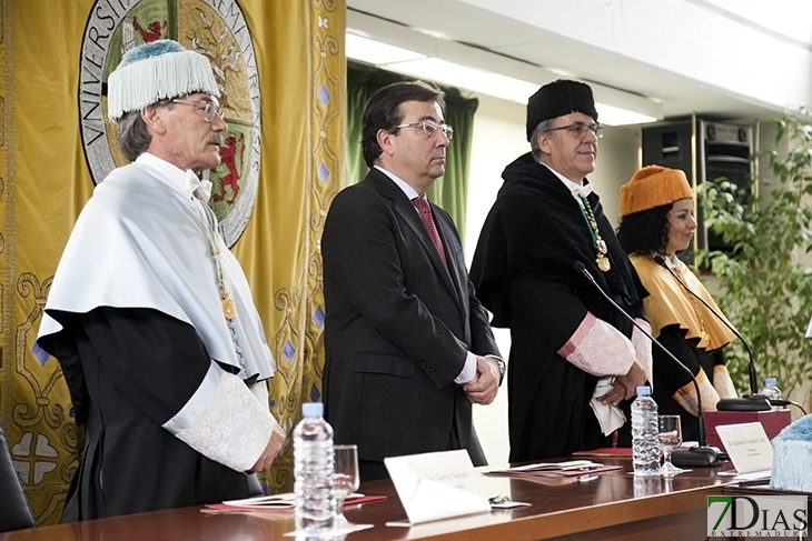 Rebeca Grynspan recibe el doctorado honoris causa de la UEX