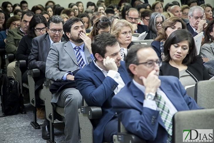 Rebeca Grynspan recibe el doctorado honoris causa de la UEX
