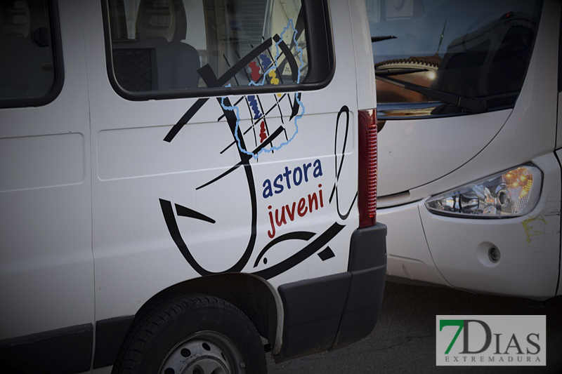 Multitudinaria Vigilia de la Inmaculada en Valverde de Leganés