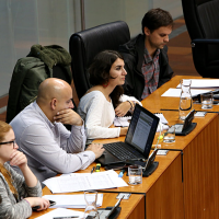 Podemos: &quot;El PP devuelve el favor al PSOE tras darle el Gobierno a Rajoy&quot;