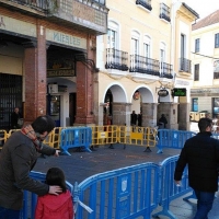 Aíslan la fachada del Palacio de la China por posible derrumbe