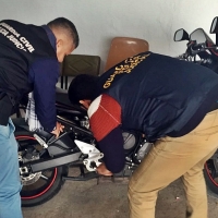 Ocho detenidos por sustracción, receptación, estafa y falsedad documental de un vehículo