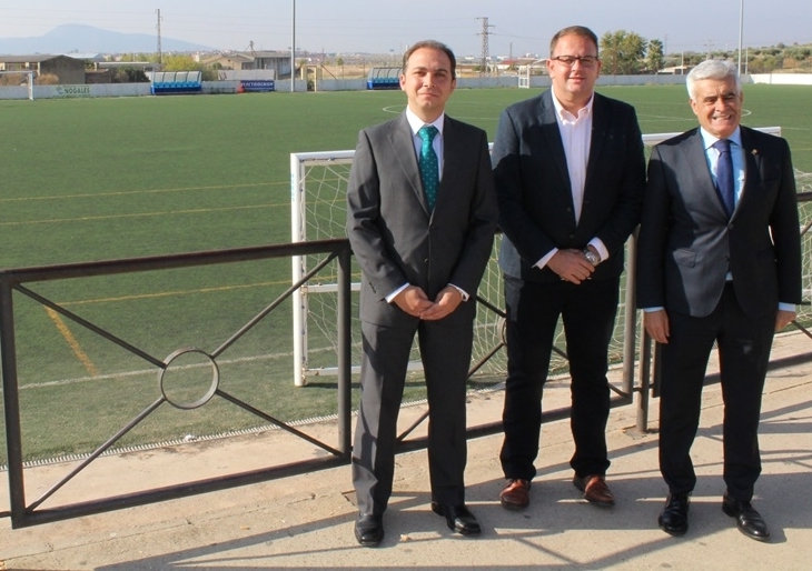 IU-Mérida: "Los campos de la federación continúan sin agua caliente"