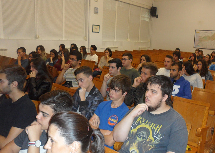 Donación de sangre y sanidad, prioritario para el IES Castelar